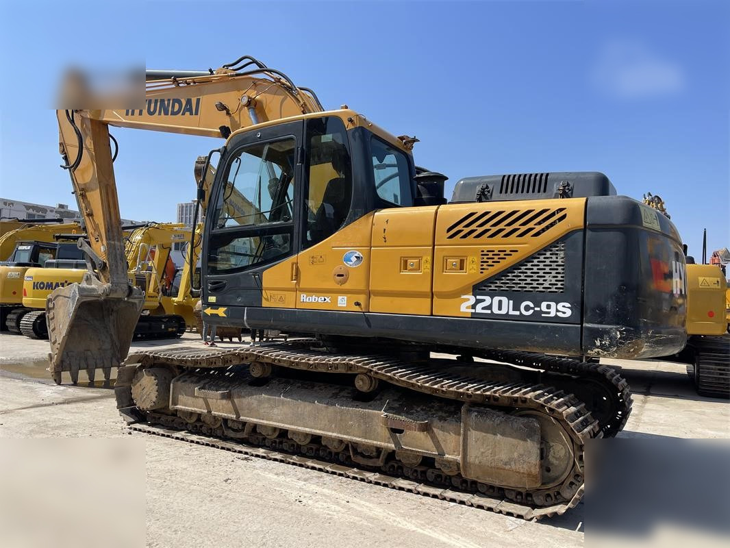 HYUNDAI ROBEX 220 LC-9S - מחפר סורק: תמונה 2 HYUNDAI ROBEX 220 LC-9S - מחפר סורק: תמונה 2