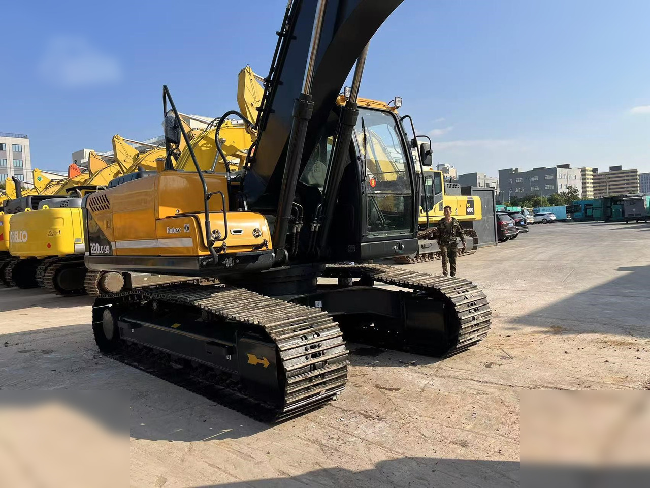 HYUNDAI ROBEX 220 LC-9S - מחפר סורק: תמונה 5 HYUNDAI ROBEX 220 LC-9S - מחפר סורק: תמונה 5