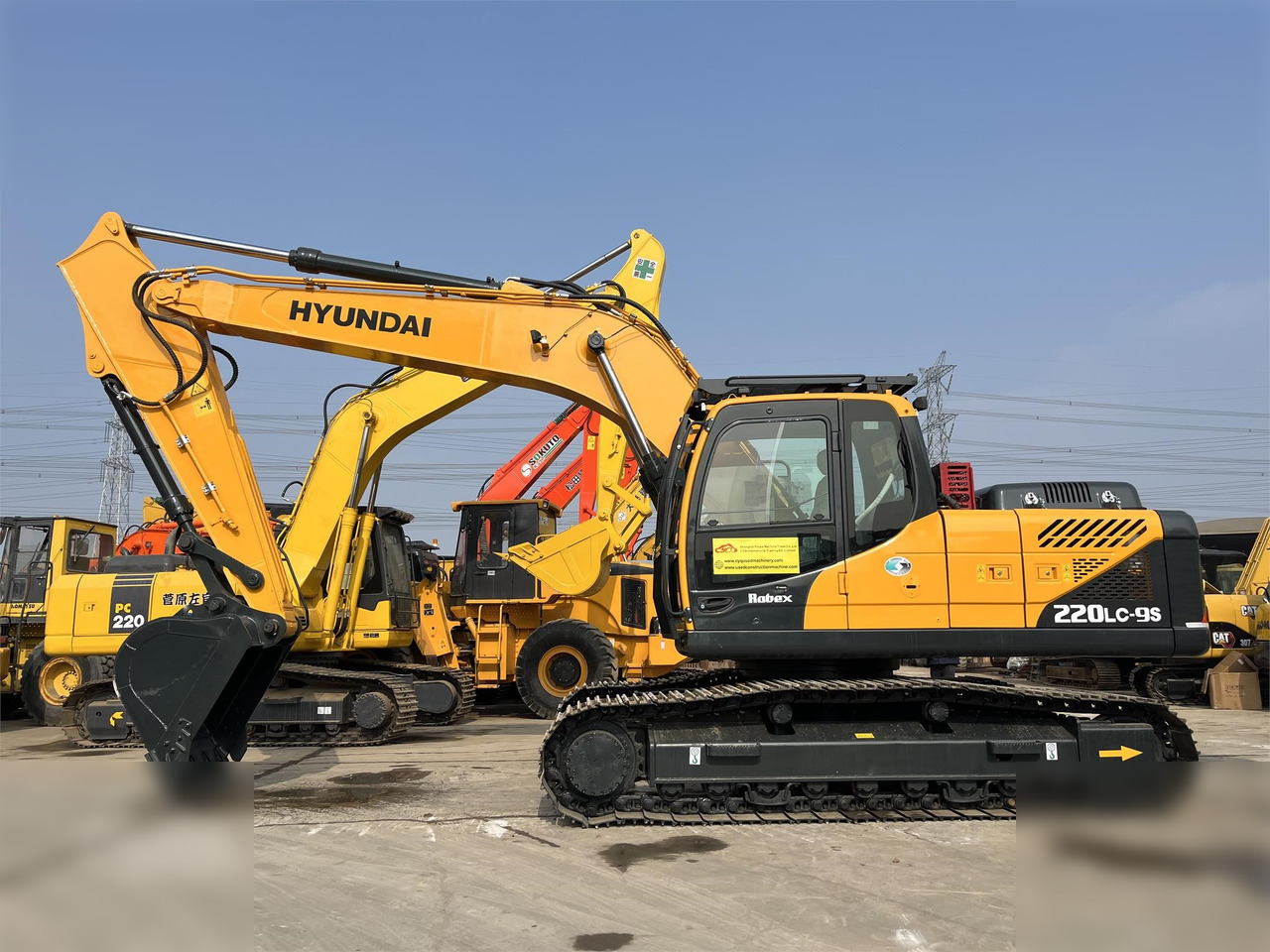 HYUNDAI ROBEX 220 LC-9S - מחפר סורק: תמונה 1 HYUNDAI ROBEX 220 LC-9S - מחפר סורק: תמונה 1