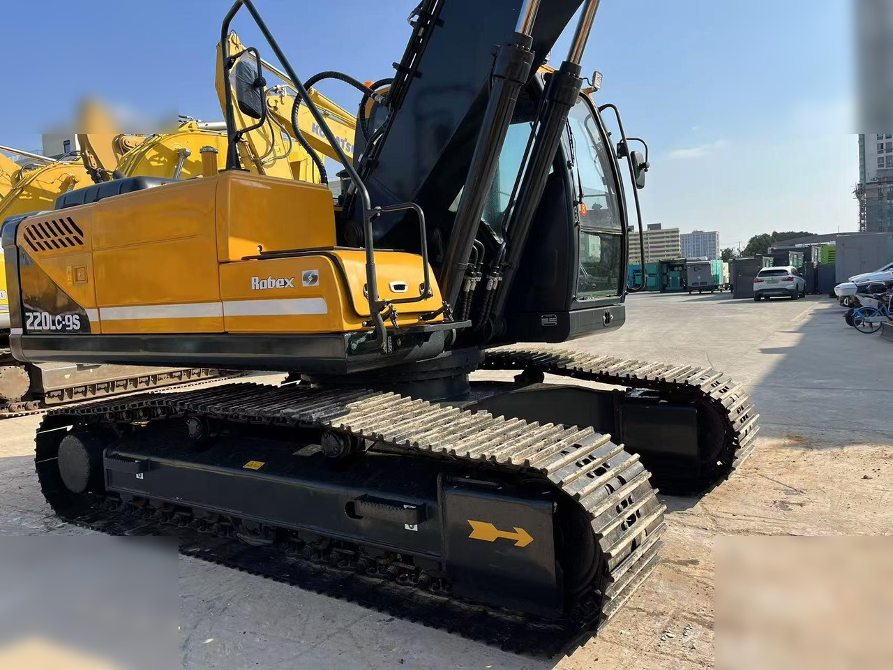 HYUNDAI ROBEX 220 LC-9S - מחפר סורק: תמונה 5 HYUNDAI ROBEX 220 LC-9S - מחפר סורק: תמונה 5