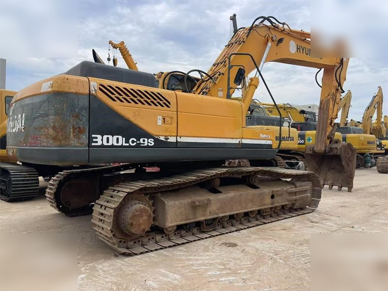 HYUNDAI ROBEX 300 LC-9 - מחפר סורק: תמונה 1 HYUNDAI ROBEX 300 LC-9 - מחפר סורק: תמונה 1