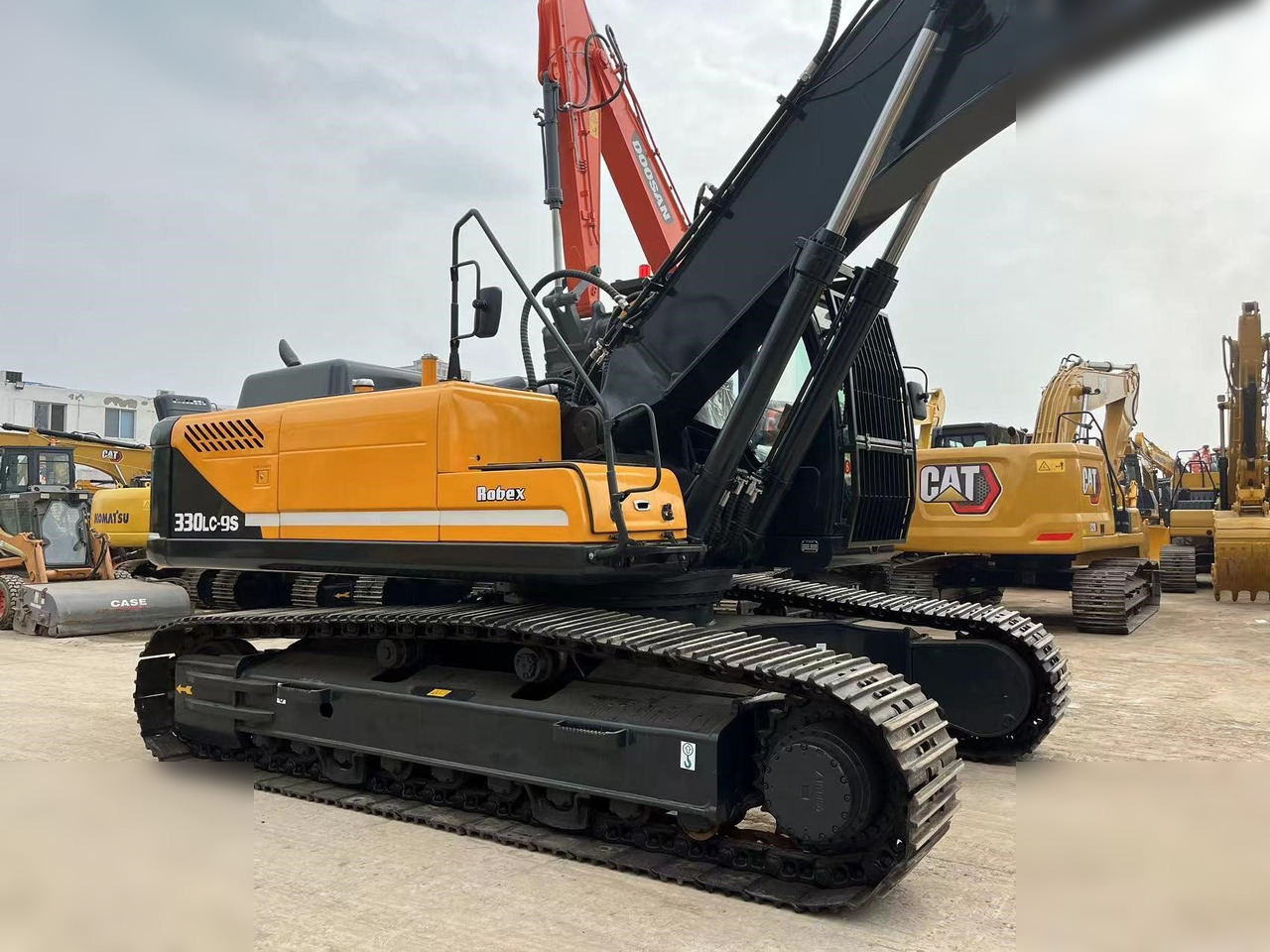 HYUNDAI ROBEX 330 LC-9S - מחפר סורק: תמונה 5 HYUNDAI ROBEX 330 LC-9S - מחפר סורק: תמונה 5