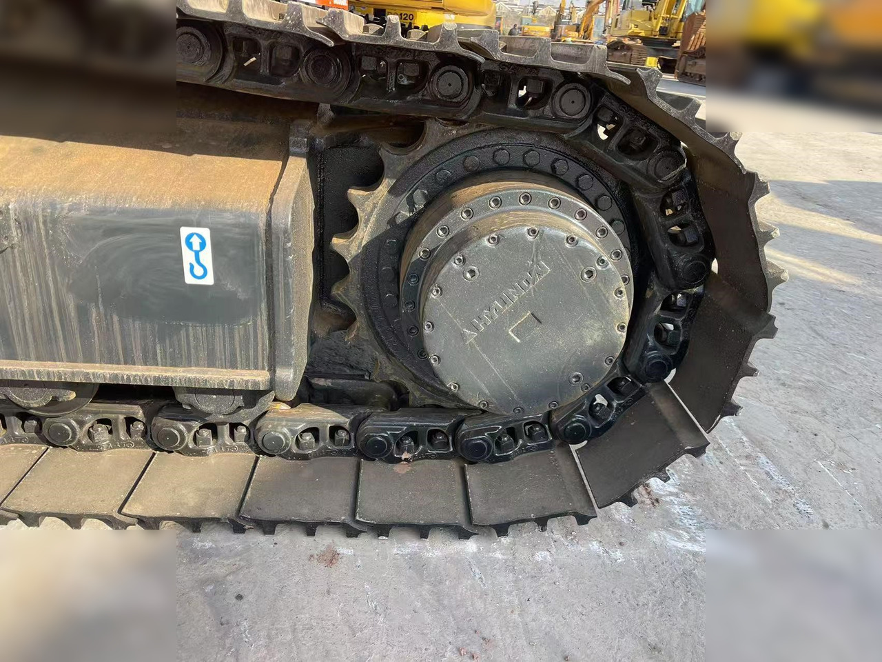 HYUNDAI ROBEX 330 LC-9S - מחפר סורק: תמונה 5 HYUNDAI ROBEX 330 LC-9S - מחפר סורק: תמונה 5