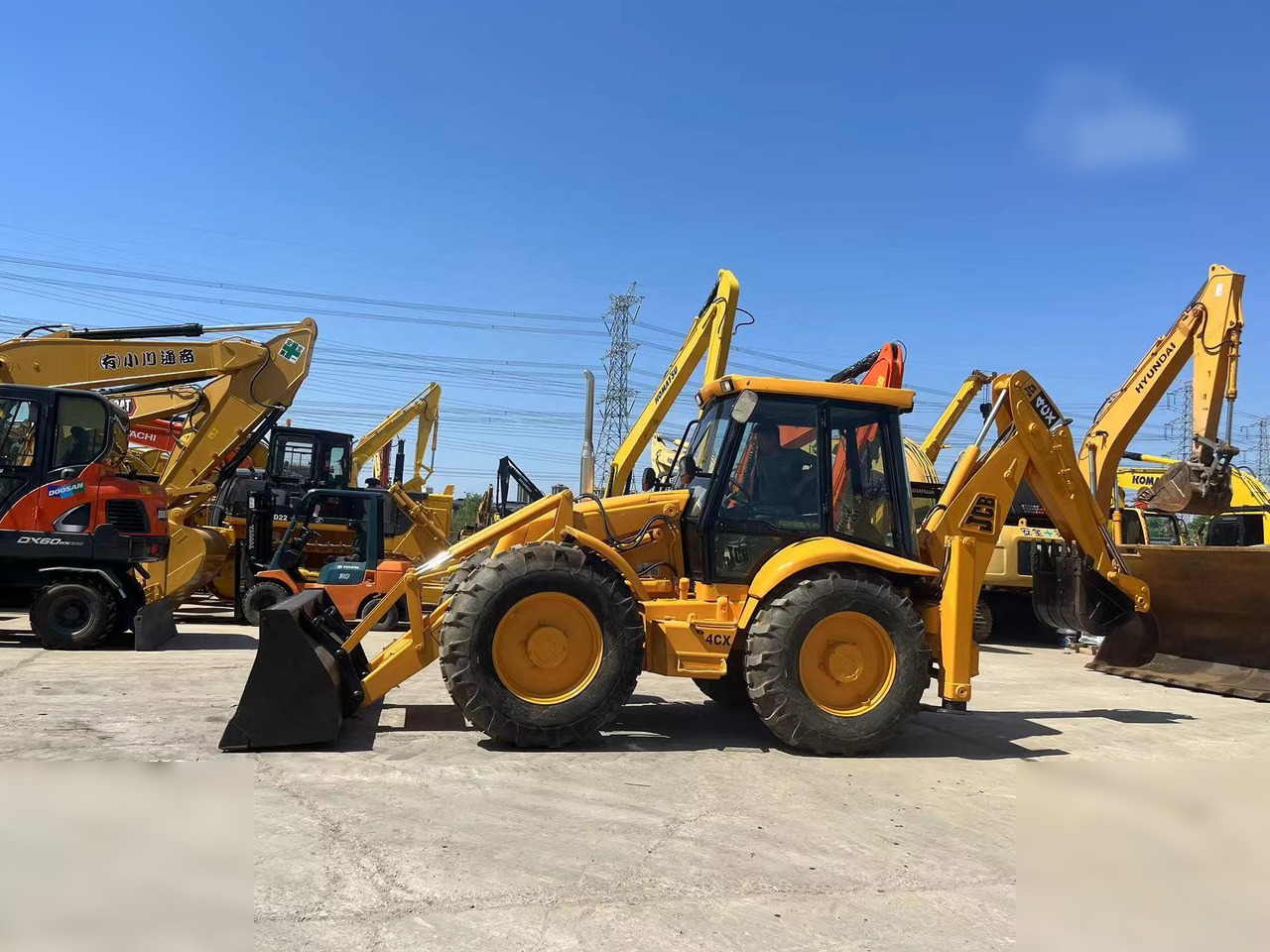 JCB 4CX - מחפרון: תמונה 1 JCB 4CX - מחפרון: תמונה 1
