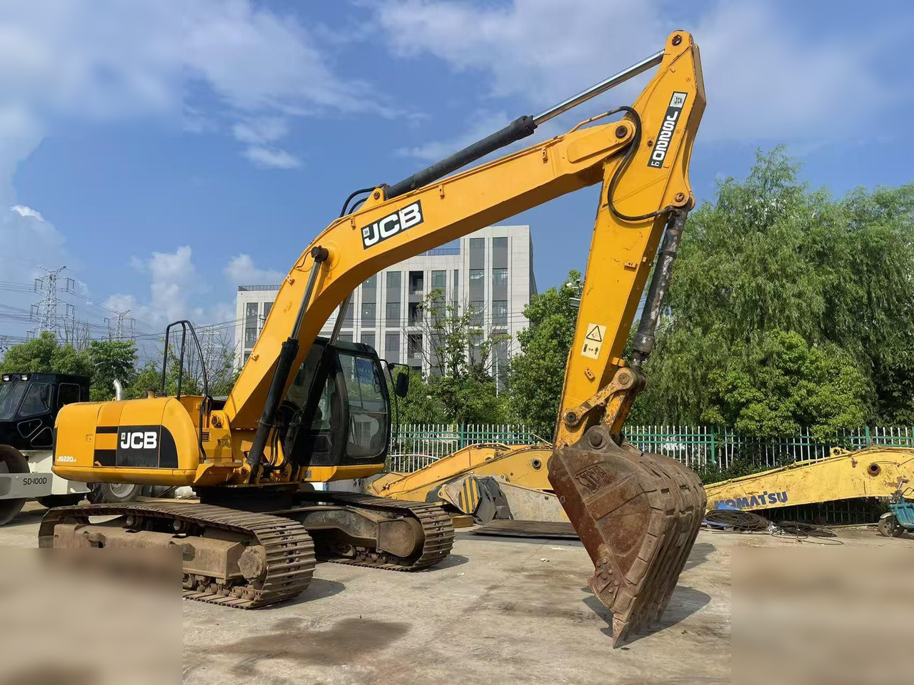 JCB JS220 LC - מחפר סורק: תמונה 1 JCB JS220 LC - מחפר סורק: תמונה 1