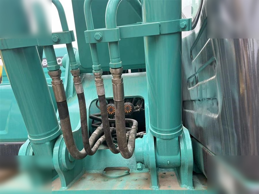 KOBELCO SK200-8 - מחפר סורק: תמונה 4 KOBELCO SK200-8 - מחפר סורק: תמונה 4