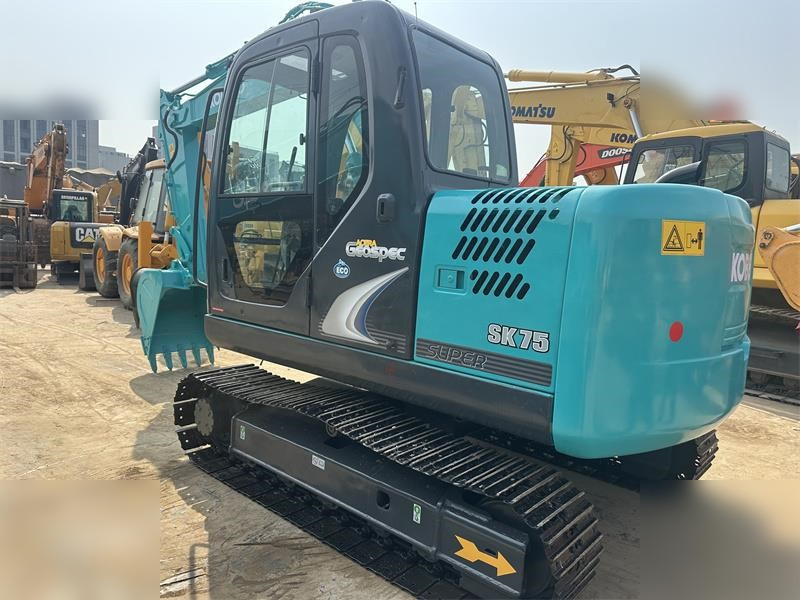 KOBELCO SK75-8 - מחפר סורק: תמונה 2 KOBELCO SK75-8 - מחפר סורק: תמונה 2