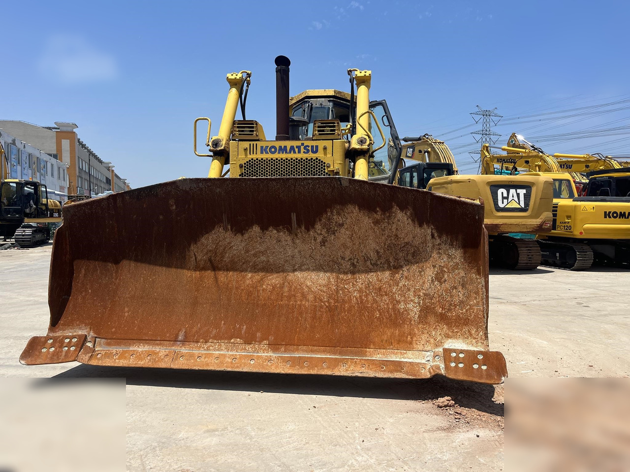 KOMATSU D155A-5 - דחפור: תמונה 4 KOMATSU D155A-5 - דחפור: תמונה 4