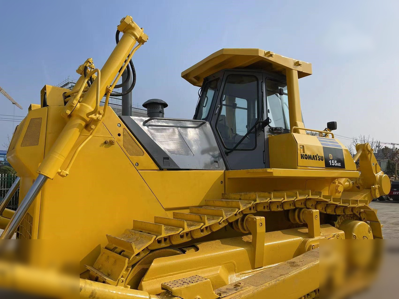 KOMATSU D155AX-3 - דחפור: תמונה 1 KOMATSU D155AX-3 - דחפור: תמונה 1