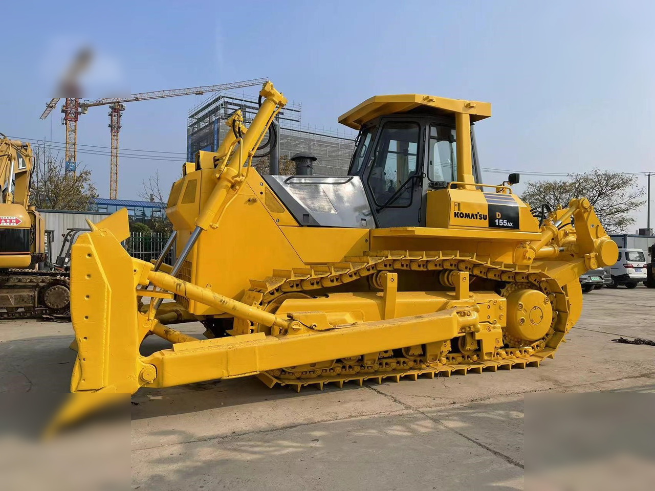 KOMATSU D155AX-3 - דחפור: תמונה 2 KOMATSU D155AX-3 - דחפור: תמונה 2
