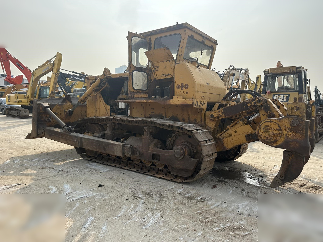KOMATSU D85-18 - דחפור: תמונה 1 KOMATSU D85-18 - דחפור: תמונה 1