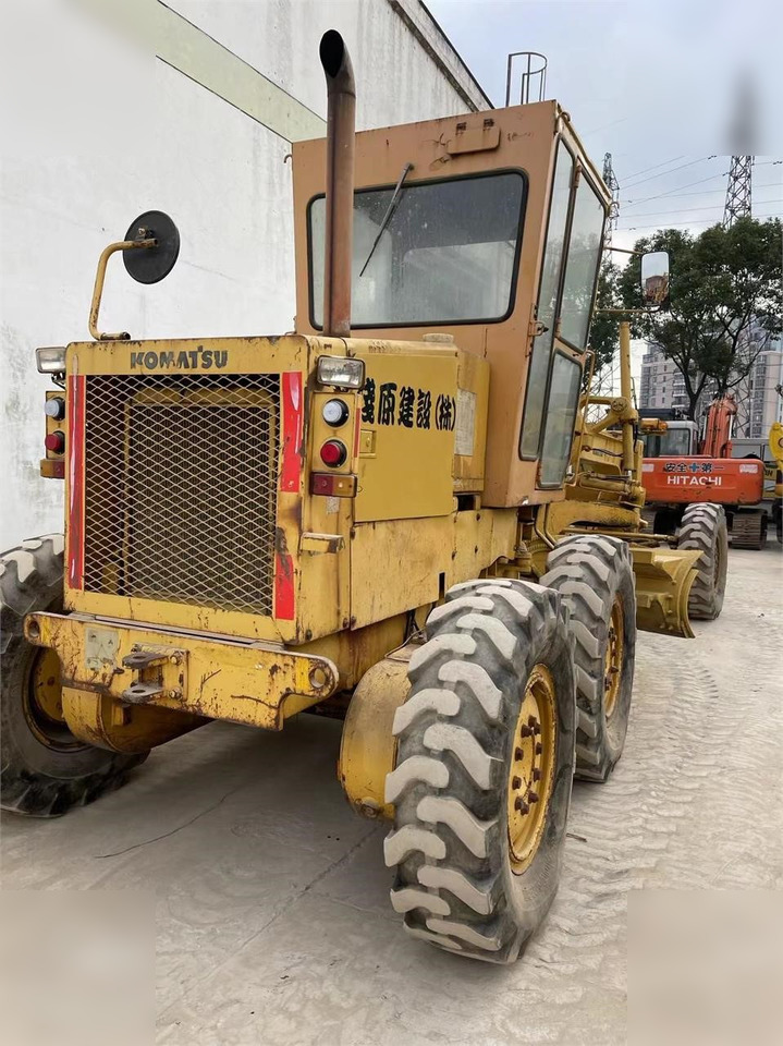 KOMATSU GD511A - מפלסת: תמונה 2 KOMATSU GD511A - מפלסת: תמונה 2