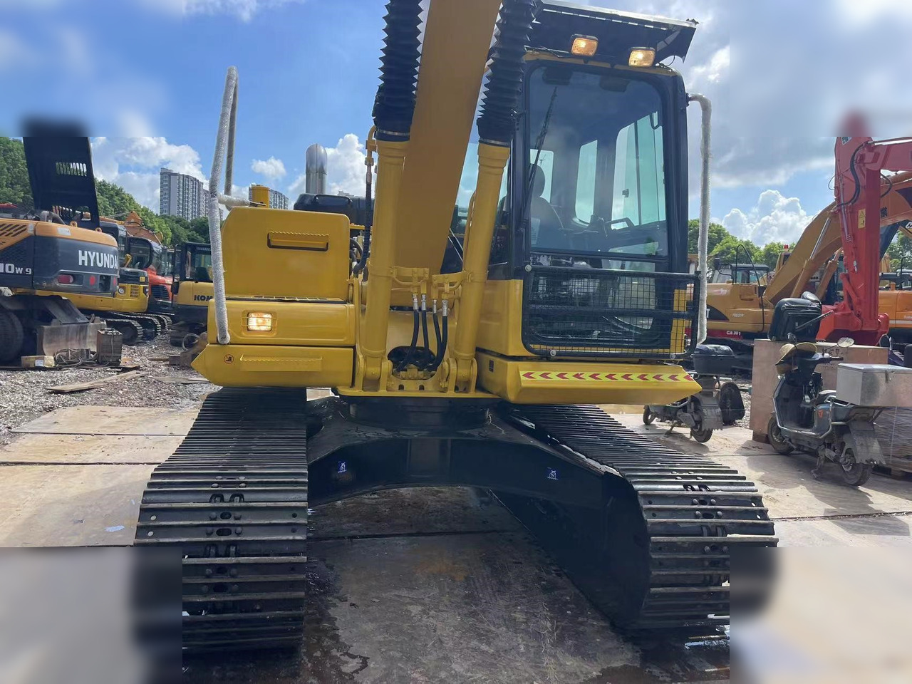 KOMATSU PC120-8 - מחפר סורק: תמונה 4 KOMATSU PC120-8 - מחפר סורק: תמונה 4