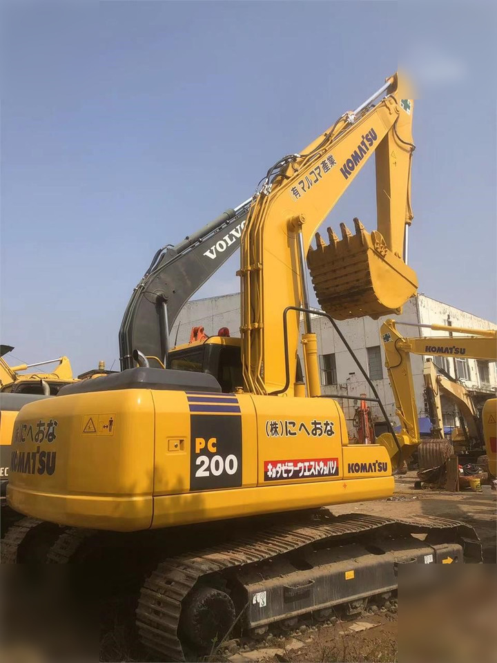 KOMATSU PC200-7 - מחפר סורק: תמונה 2 KOMATSU PC200-7 - מחפר סורק: תמונה 2
