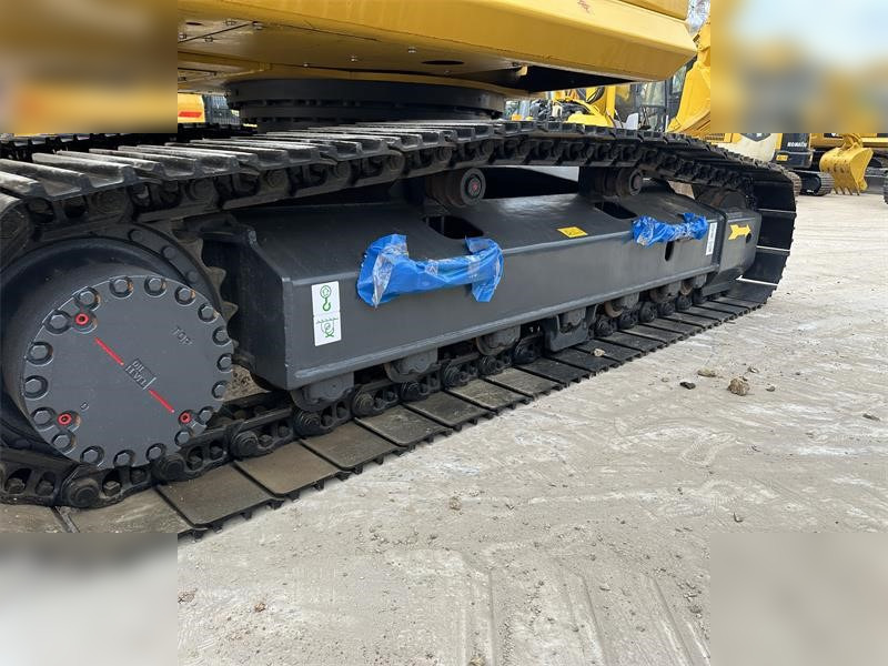 מחפר סורק KOMATSU PC200-8: תמונה 8