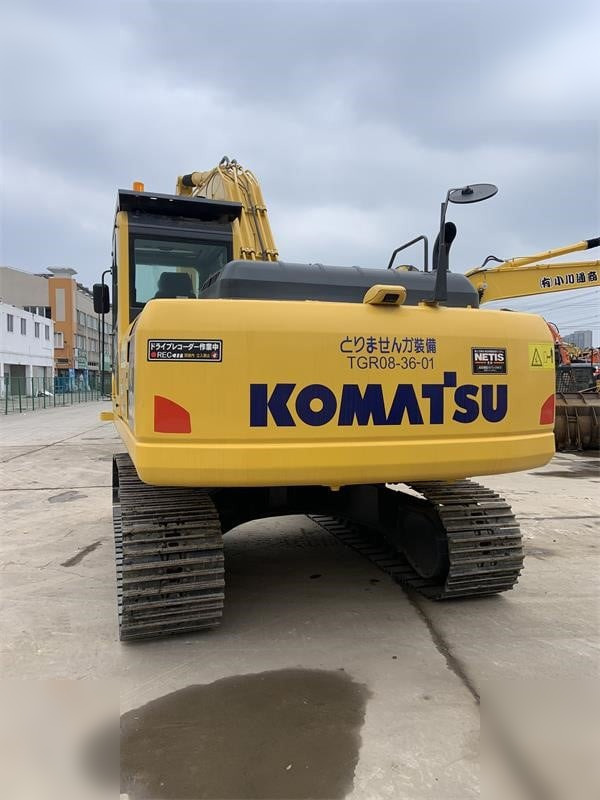 מחפר סורק KOMATSU PC200-8: תמונה 6