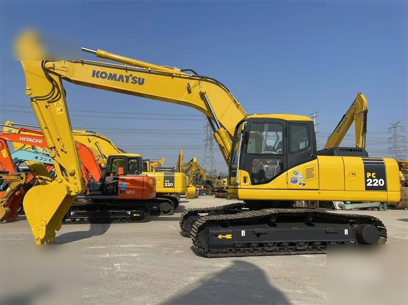 KOMATSU PC220-7 - מחפר סורק: תמונה 3 KOMATSU PC220-7 - מחפר סורק: תמונה 3