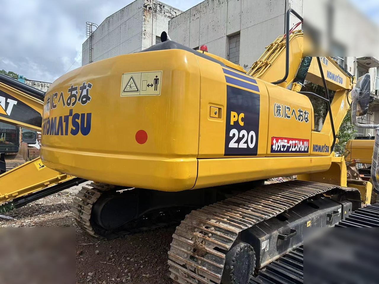 KOMATSU PC220-7 - מחפר סורק: תמונה 2 KOMATSU PC220-7 - מחפר סורק: תמונה 2