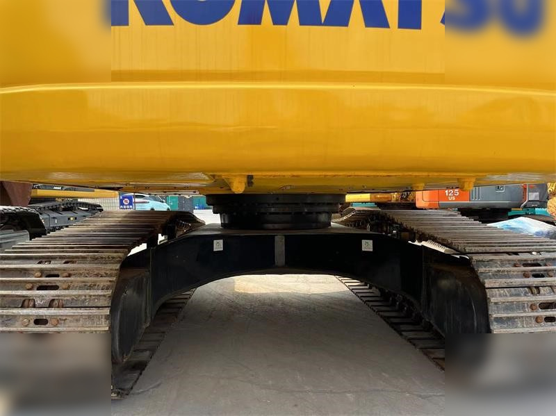 KOMATSU PC220-7 - מחפר סורק: תמונה 3 KOMATSU PC220-7 - מחפר סורק: תמונה 3