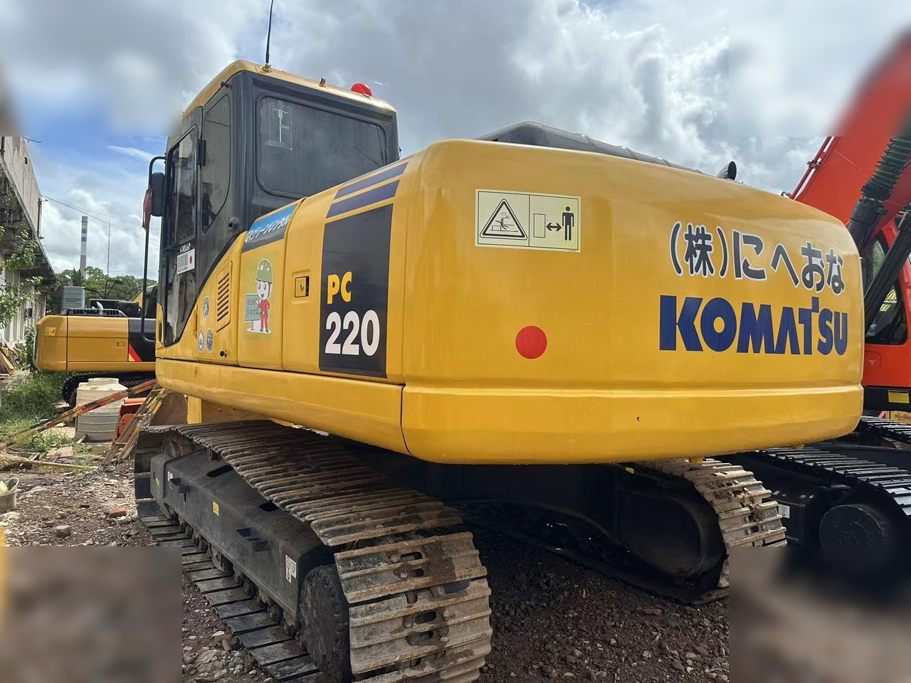 KOMATSU PC220-7 - מחפר סורק: תמונה 2 KOMATSU PC220-7 - מחפר סורק: תמונה 2