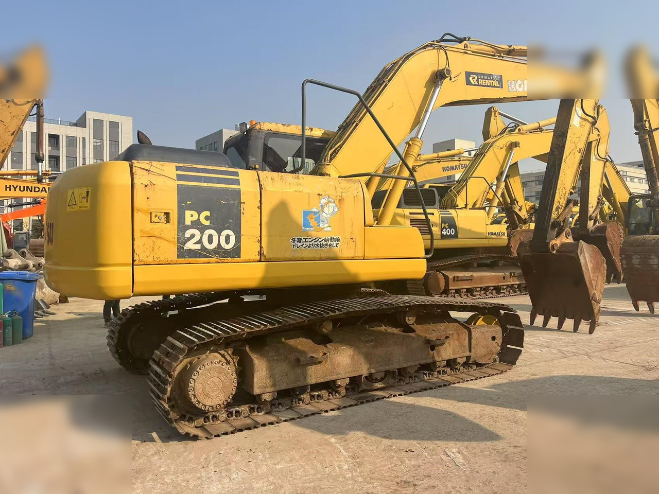 KOMATSU PC220-7 - מחפר סורק: תמונה 3 KOMATSU PC220-7 - מחפר סורק: תמונה 3