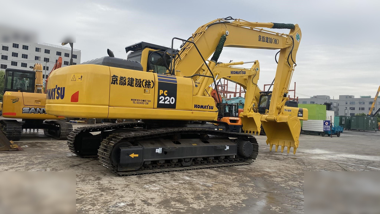 מחפר סורק KOMATSU PC220-8: תמונה 7