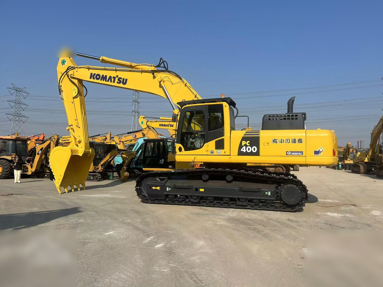 KOMATSU PC400-8R - מחפר סורק: תמונה 1 KOMATSU PC400-8R - מחפר סורק: תמונה 1
