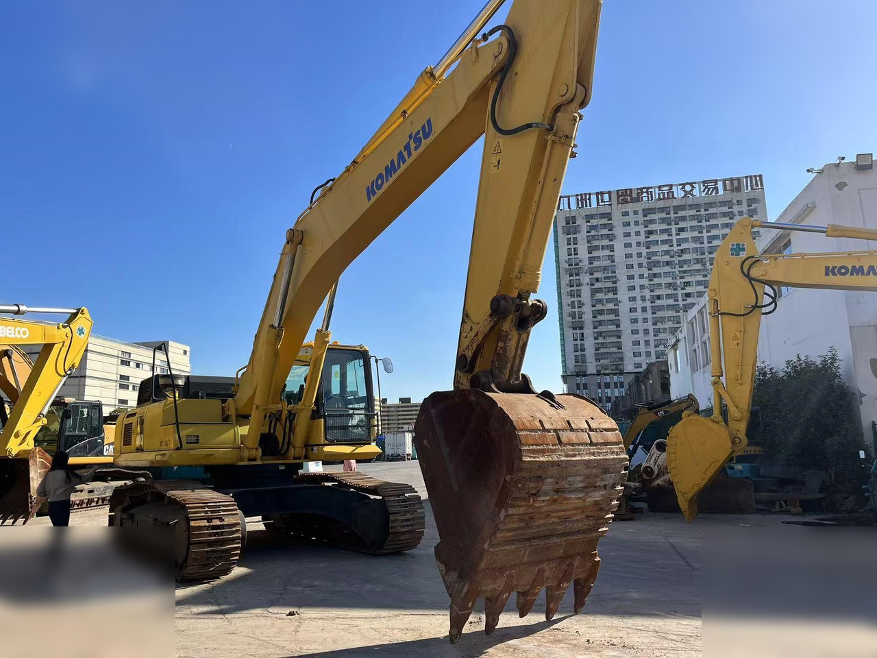 מחפר סורק KOMATSU PC400-8R: תמונה 6