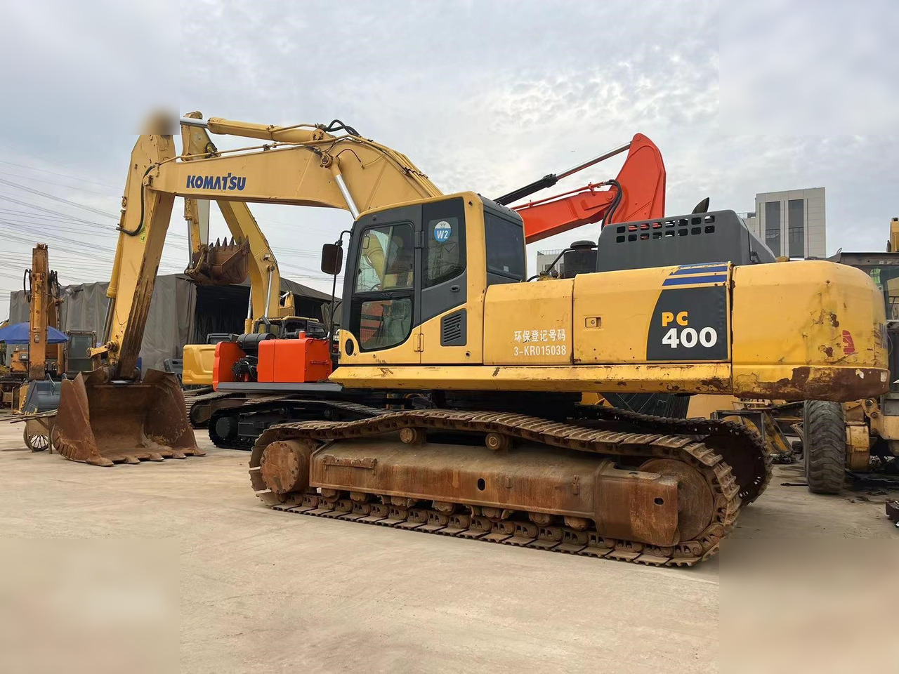 KOMATSU PC400-8 - מחפר סורק: תמונה 1 KOMATSU PC400-8 - מחפר סורק: תמונה 1