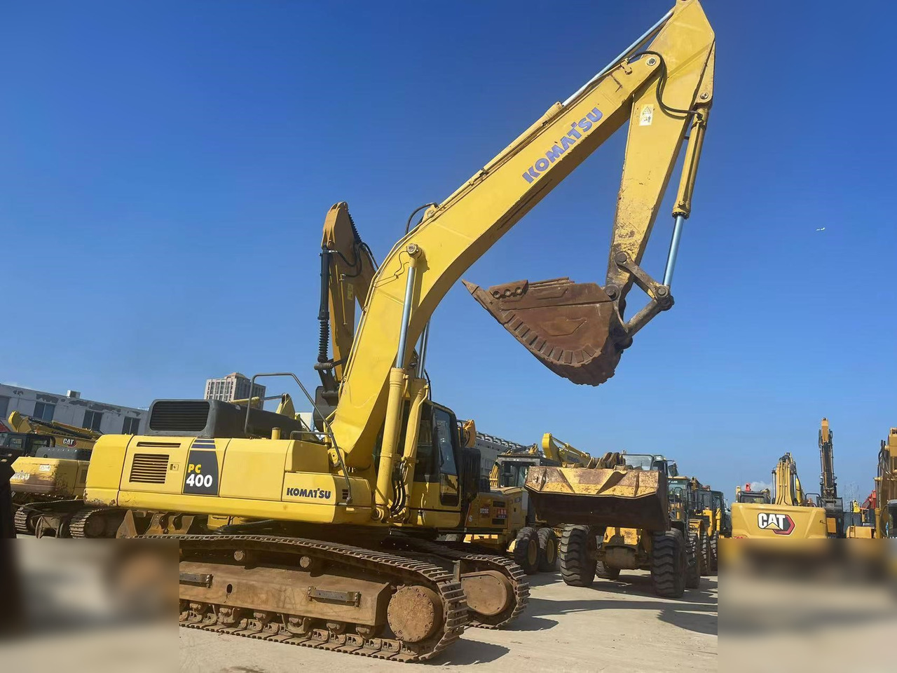 KOMATSU PC400-8 - מחפר סורק: תמונה 2 KOMATSU PC400-8 - מחפר סורק: תמונה 2