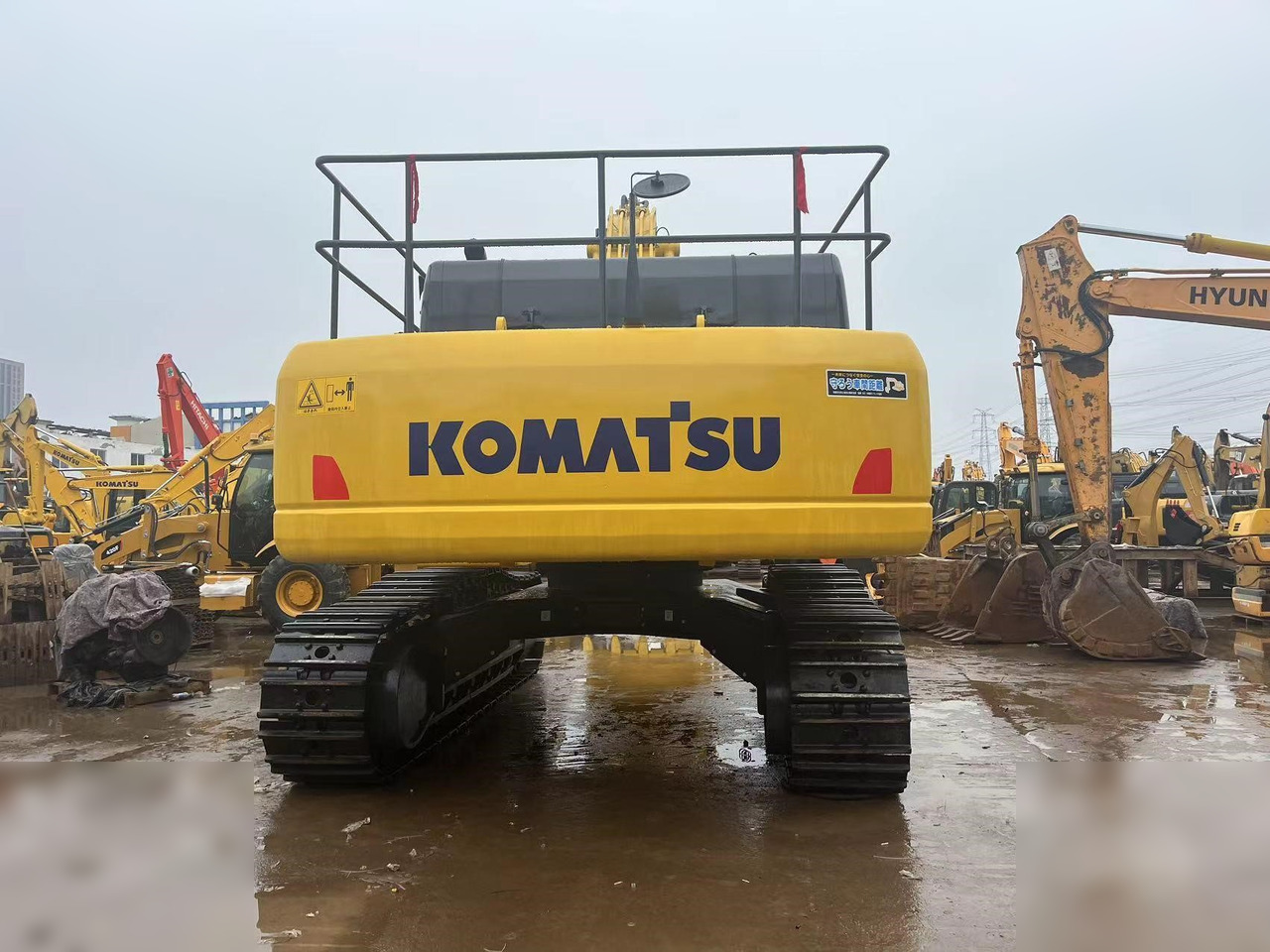 KOMATSU PC450-8 - מחפר סורק: תמונה 3 KOMATSU PC450-8 - מחפר סורק: תמונה 3