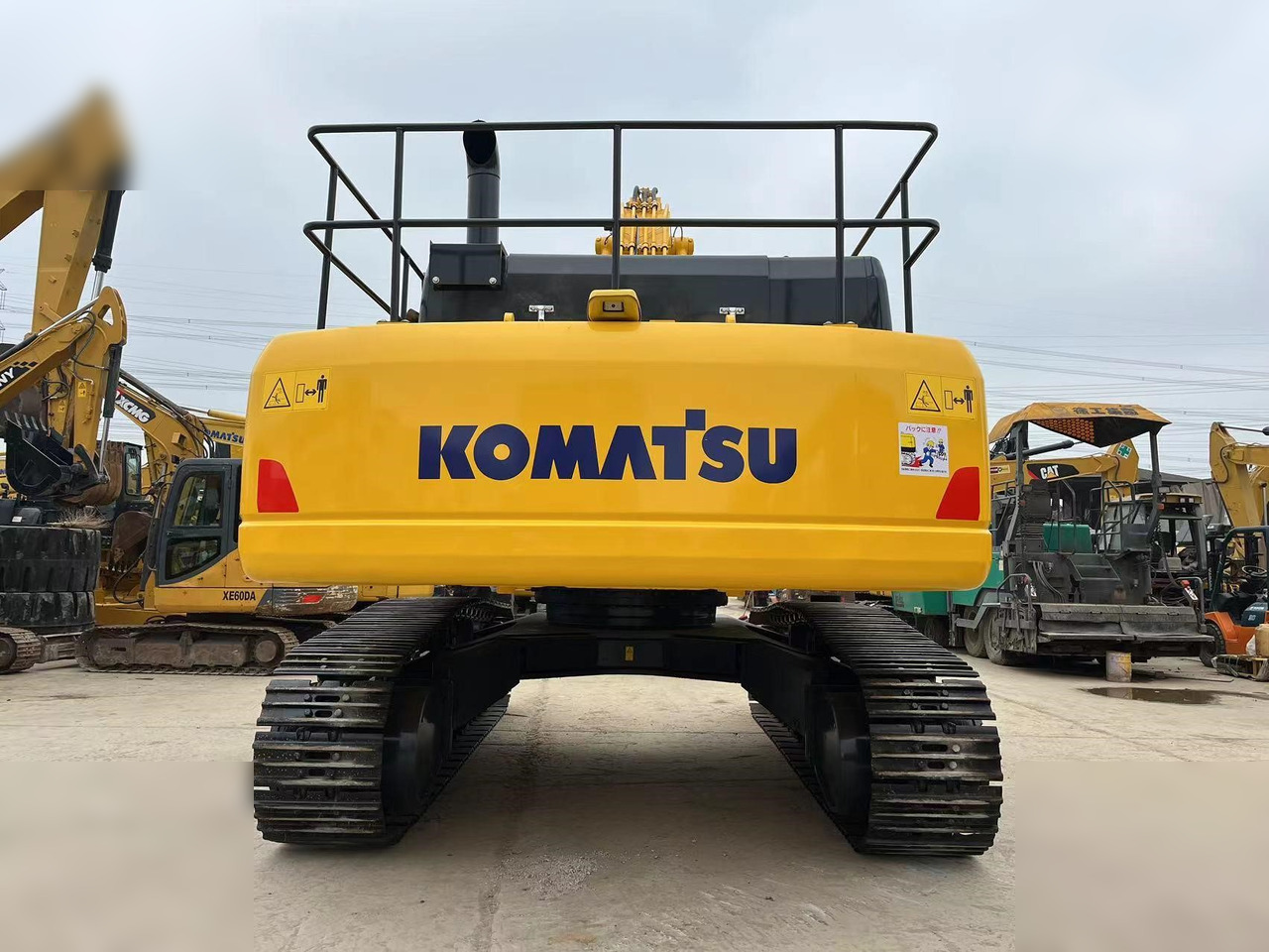 KOMATSU PC450-8 - מחפר סורק: תמונה 3 KOMATSU PC450-8 - מחפר סורק: תמונה 3