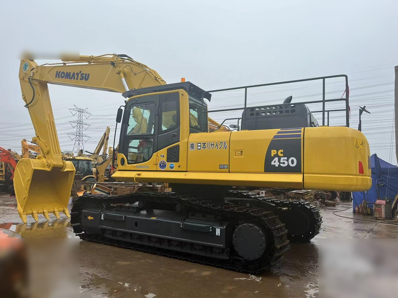 KOMATSU PC450-8 - מחפר סורק: תמונה 2 KOMATSU PC450-8 - מחפר סורק: תמונה 2