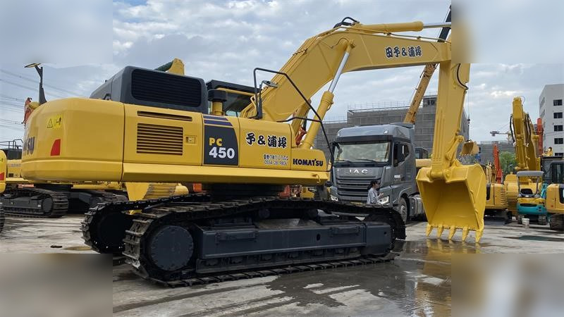 KOMATSU PC450-8 - מחפר סורק: תמונה 3 KOMATSU PC450-8 - מחפר סורק: תמונה 3
