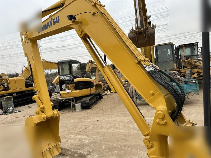 KOMATSU PC50MR-2 - מיני מחפר: תמונה 5 KOMATSU PC50MR-2 - מיני מחפר: תמונה 5