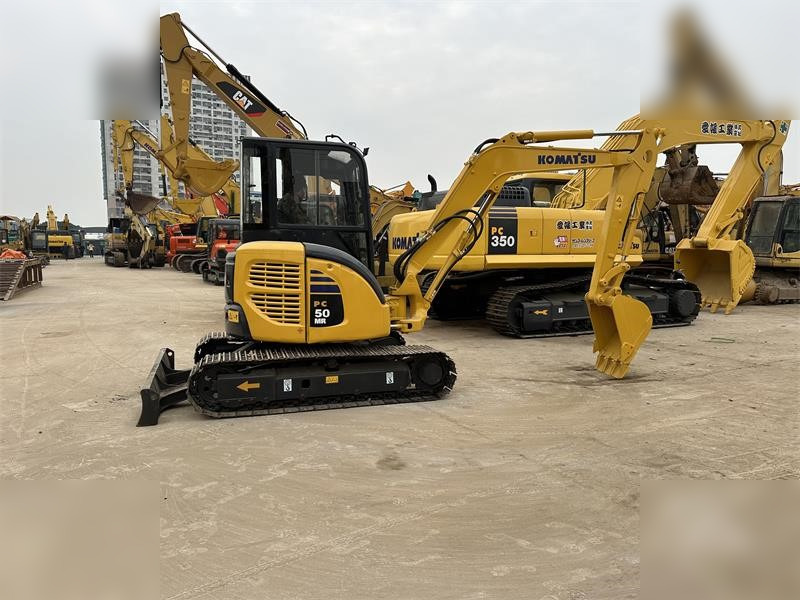 KOMATSU PC50MR-2 - מיני מחפר: תמונה 1 KOMATSU PC50MR-2 - מיני מחפר: תמונה 1