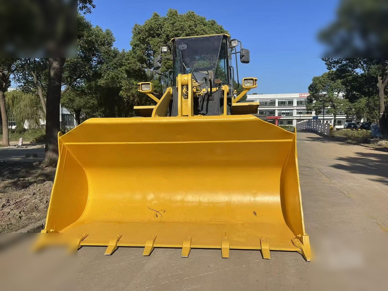 KOMATSU WA320-5 - מעמיס גלגלים: תמונה 3 KOMATSU WA320-5 - מעמיס גלגלים: תמונה 3