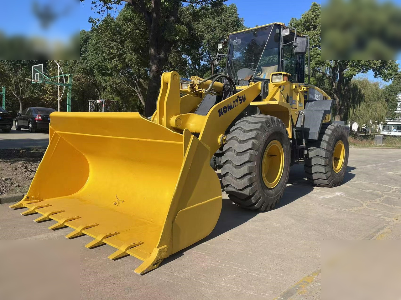 KOMATSU WA320-5 - מעמיס גלגלים: תמונה 4 KOMATSU WA320-5 - מעמיס גלגלים: תמונה 4