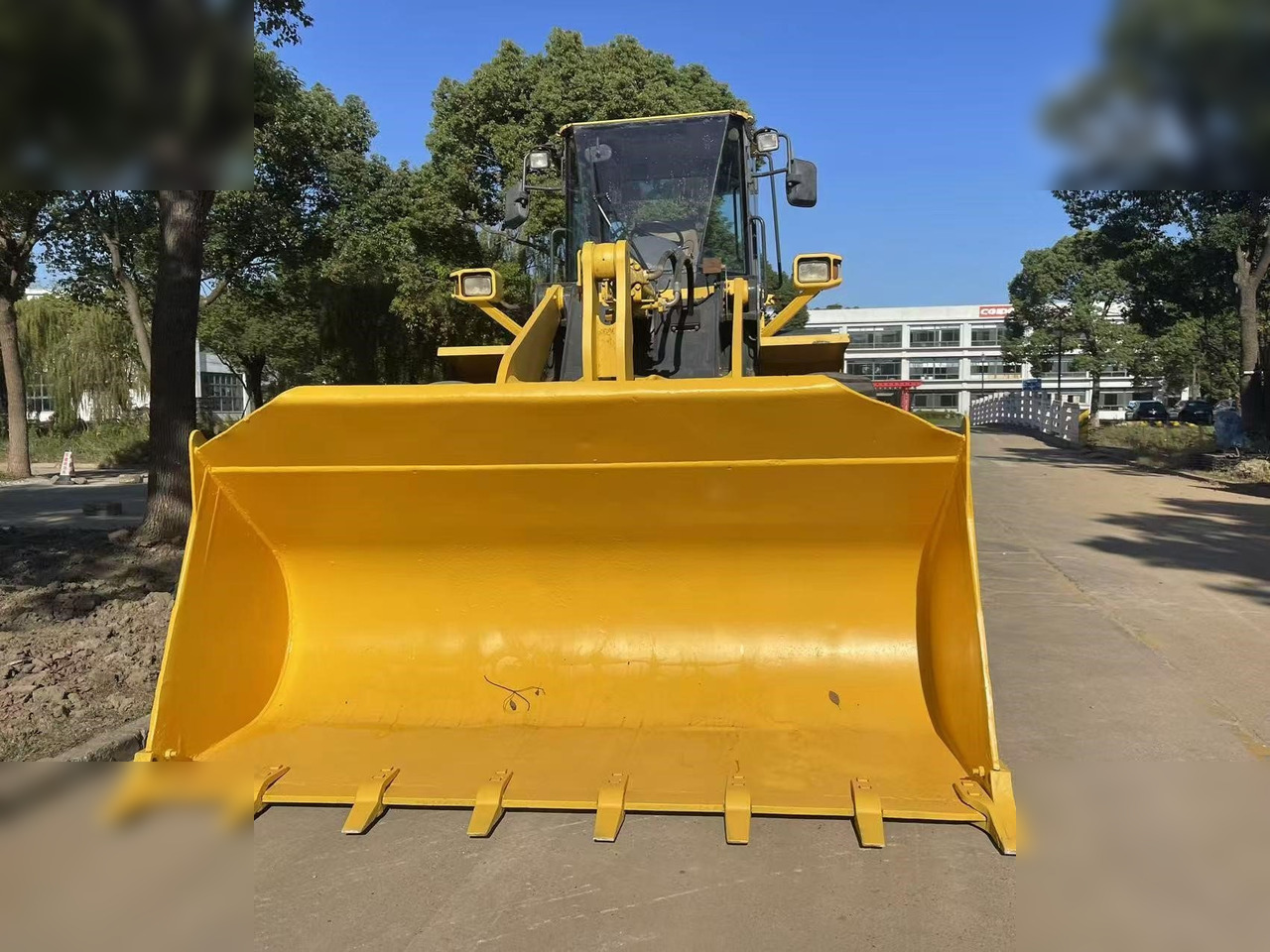 KOMATSU WA320-5 - מעמיס גלגלים: תמונה 5 KOMATSU WA320-5 - מעמיס גלגלים: תמונה 5
