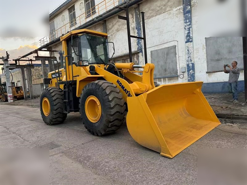 KOMATSU WA380-3 - מעמיס גלגלים: תמונה 2 KOMATSU WA380-3 - מעמיס גלגלים: תמונה 2