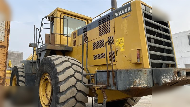 KOMATSU WA600-3 - מעמיס גלגלים: תמונה 5 KOMATSU WA600-3 - מעמיס גלגלים: תמונה 5