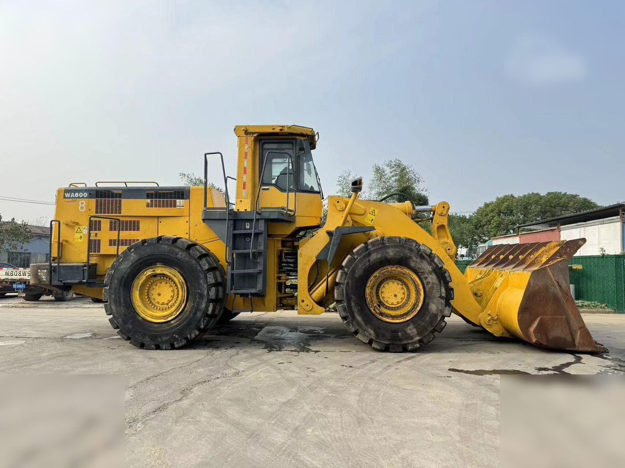 KOMATSU WA600-3 - מעמיס גלגלים: תמונה 2 KOMATSU WA600-3 - מעמיס גלגלים: תמונה 2