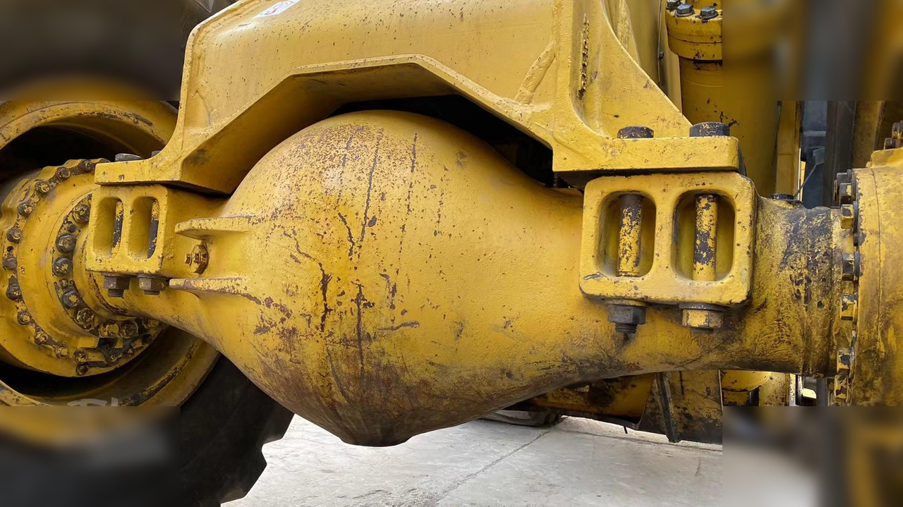 KOMATSU WA600-3 - מעמיס גלגלים: תמונה 2 KOMATSU WA600-3 - מעמיס גלגלים: תמונה 2