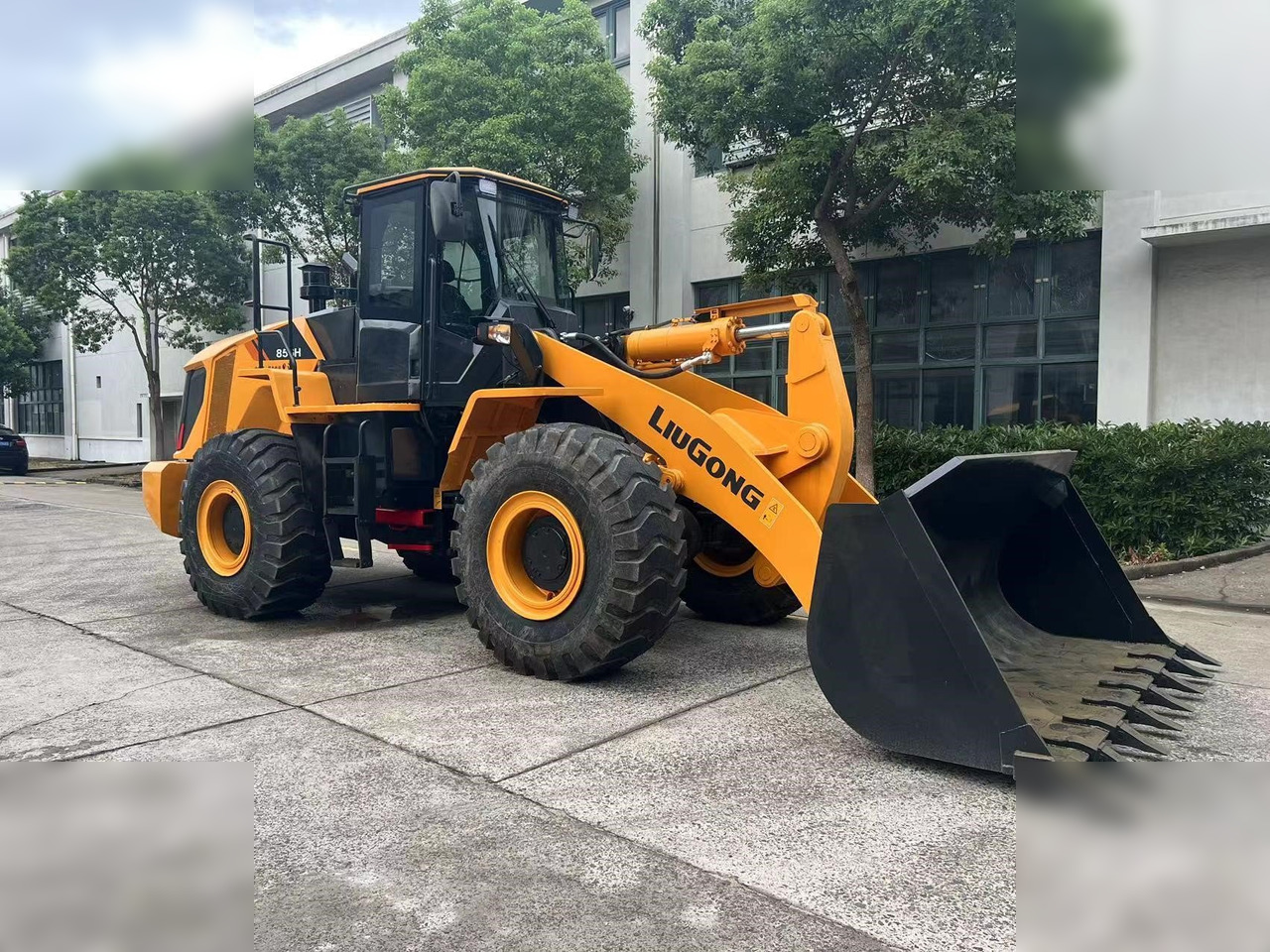LIUGONG 856H - מעמיס גלגלים: תמונה 1 LIUGONG 856H - מעמיס גלגלים: תמונה 1