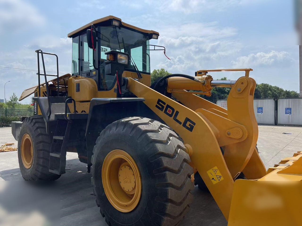 SDLG LG956L - מעמיס גלגלים: תמונה 3 SDLG LG956L - מעמיס גלגלים: תמונה 3
