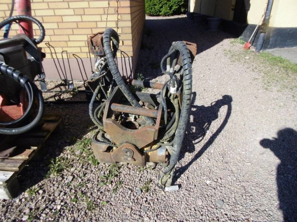 Engcon rotor tilt - טילטרוטטור עבור מכונת בנייה: תמונה 2 Engcon rotor tilt - טילטרוטטור עבור מכונת בנייה: תמונה 2