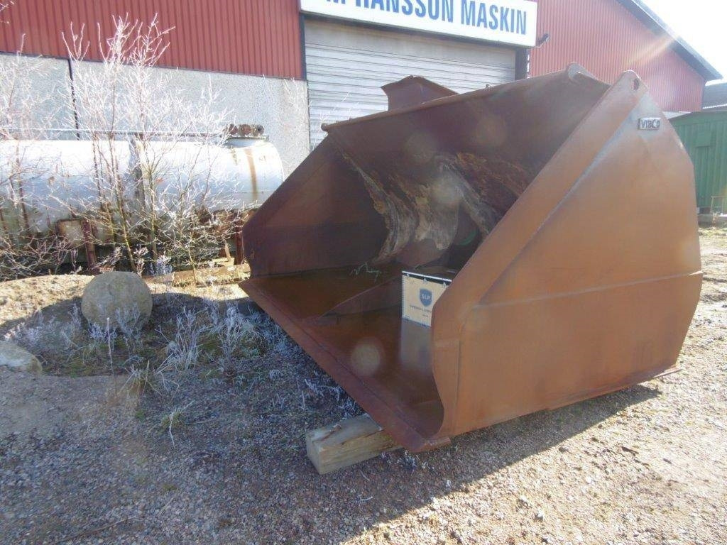 Skopa passande Volvo L350 - דלי עבור מכונת בנייה: תמונה 3 Skopa passande Volvo L350 - דלי עבור מכונת בנייה: תמונה 3