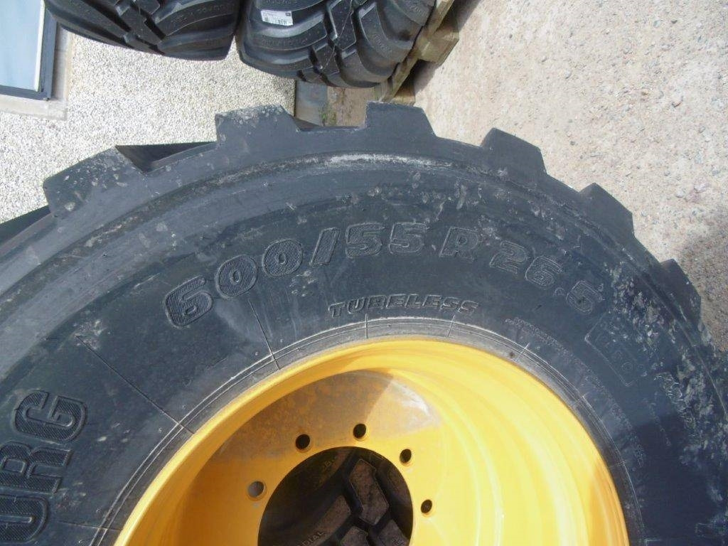 Trelleborg Twin 4 st fabriksnya 600-55/26,5 - צמיג עבור מכונת בנייה: תמונה 3 Trelleborg Twin 4 st fabriksnya 600-55/26,5 - צמיג עבור מכונת בנייה: תמונה 3