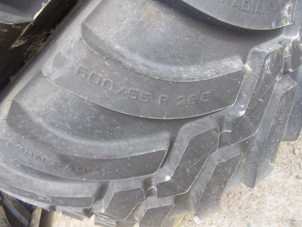 Trelleborg Twin 4 st fabriksnya 600-55/26,5 - צמיג עבור מכונת בנייה: תמונה 1 Trelleborg Twin 4 st fabriksnya 600-55/26,5 - צמיג עבור מכונת בנייה: תמונה 1
