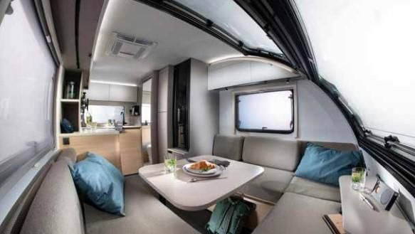 Adria Action 391 LH*1.500KG*EL.FB.-TEMP.*SCHWENK-TISCH - קרוואן נגרר: תמונה 3 Adria Action 391 LH*1.500KG*EL.FB.-TEMP.*SCHWENK-TISCH - קרוואן נגרר: תמונה 3